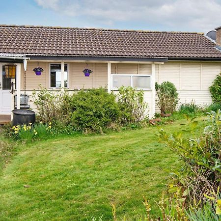 4 Person Holiday Home In Augustenborg Asserballeskov Exteriör bild